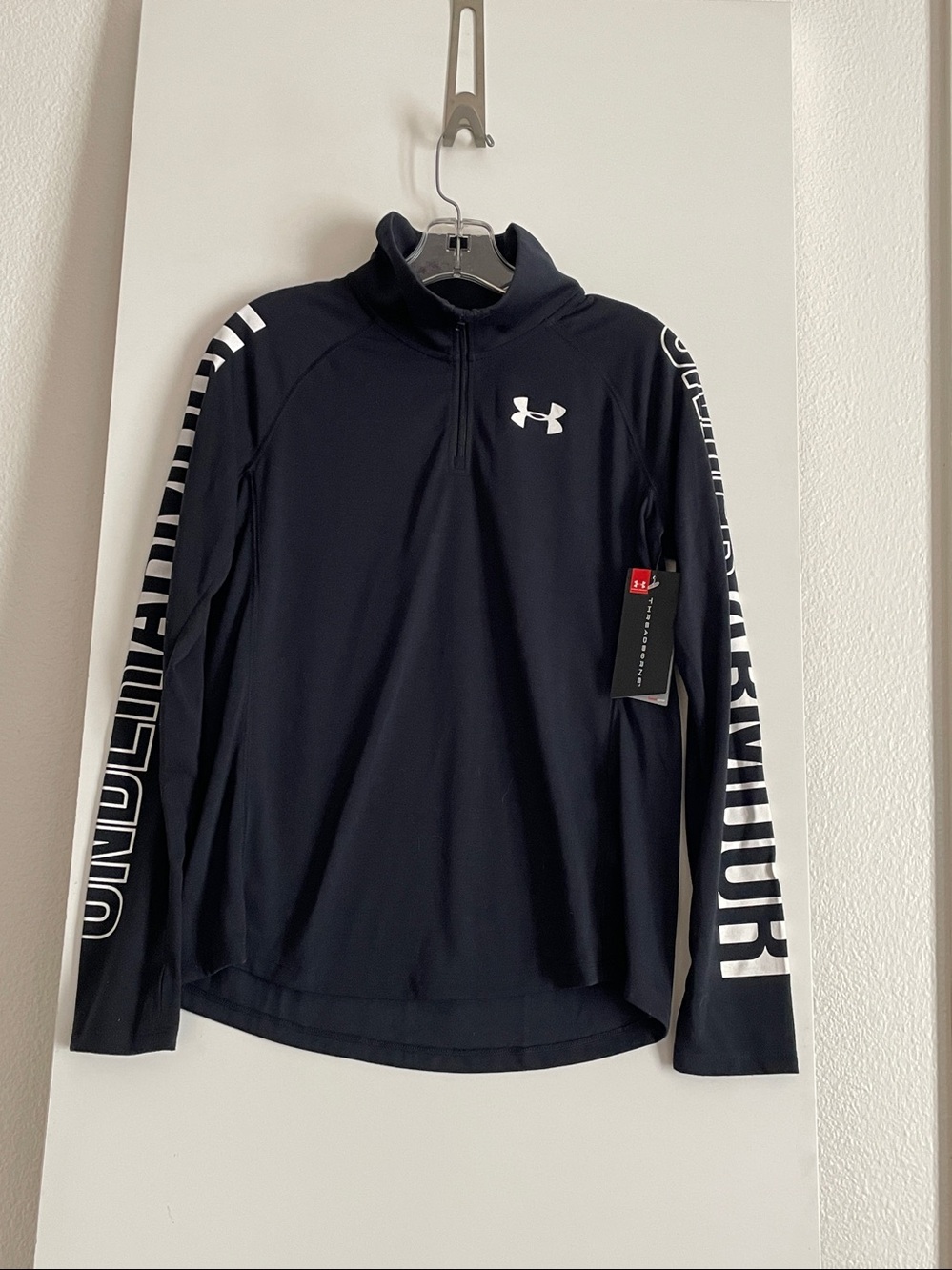 Youth XL: Under Armour Performance Long Sleeve T Shirt Black White 1/4 Zip NWT